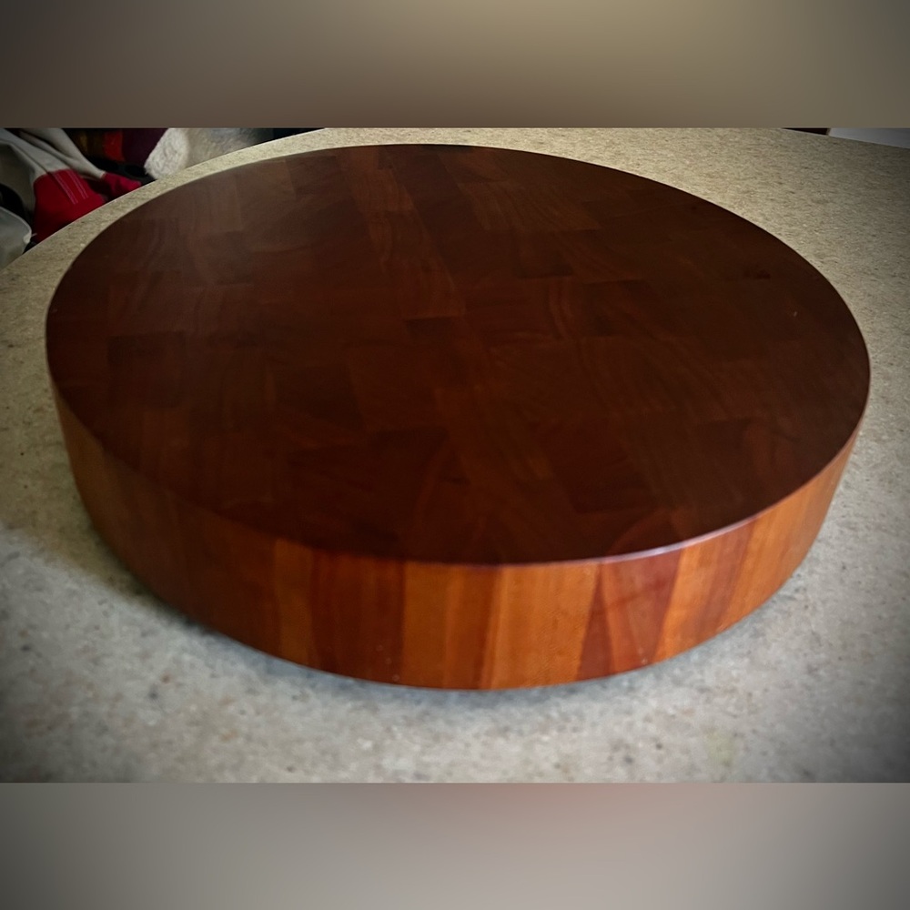 Limba Woodcraft solid cherry butcher block end grain cutting board. Like new